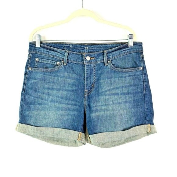 *LEVI'S Size 14/32 Stretch Cuffed Shorts